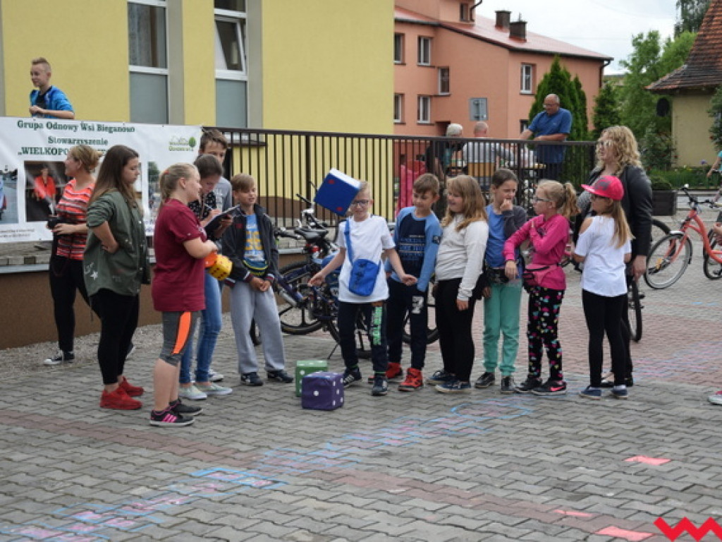 Europejski Dzień Sąsiada w Bieganowie. Rajd rowerowy połączony z festynem i potańcówką