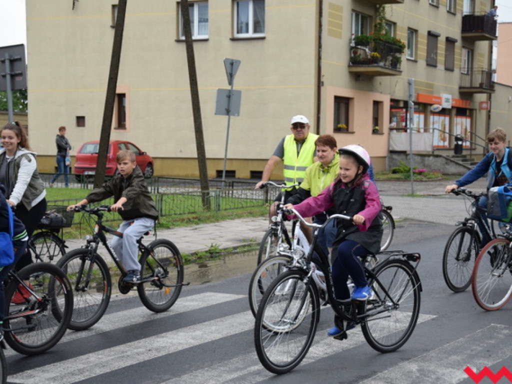 Europejski Dzień Sąsiada w Bieganowie. Rajd rowerowy połączony z festynem i potańcówką