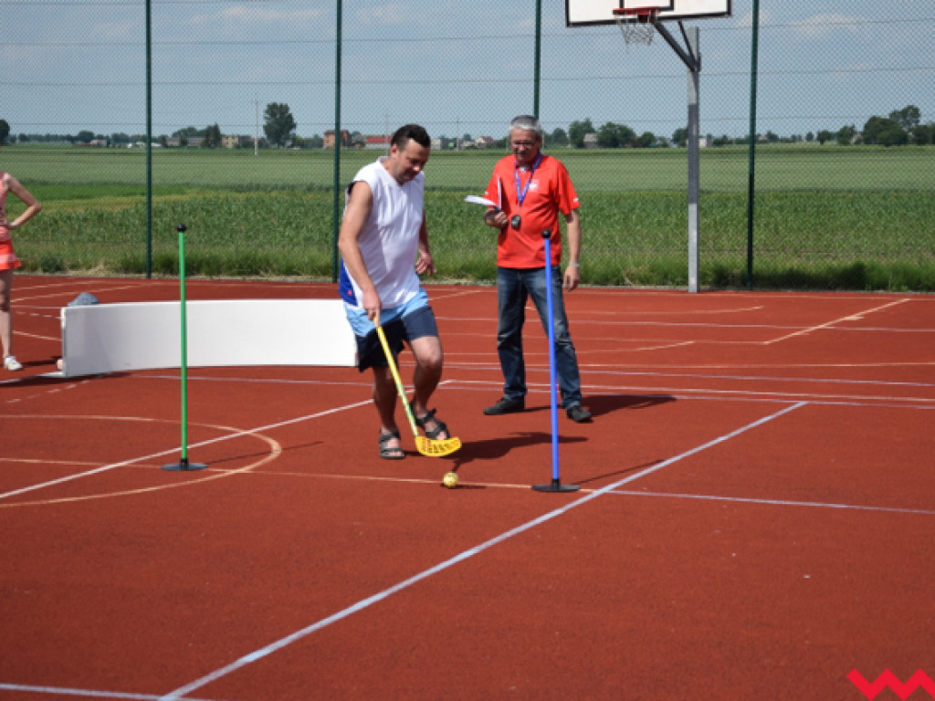 Rodzinna zabawa na kołaczkowskim Orliku. Dali radę mimo upalnej pogody