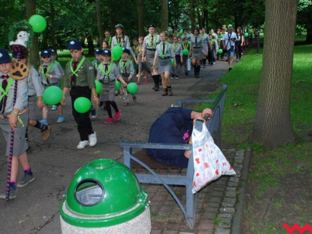 Czuwaj! Tablica pamiątkowa z okazji 100-lecia harcerstwa na ziemi wrzesińskiej została odsłonięta!