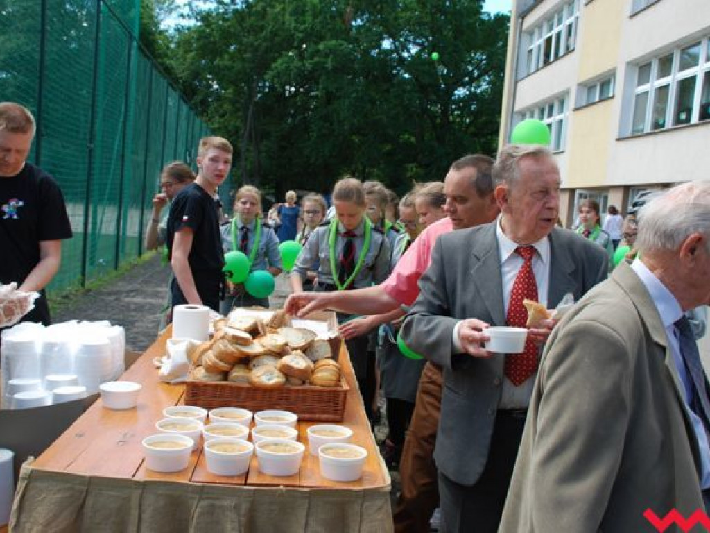 Czuwaj! Tablica pamiątkowa z okazji 100-lecia harcerstwa na ziemi wrzesińskiej została odsłonięta!