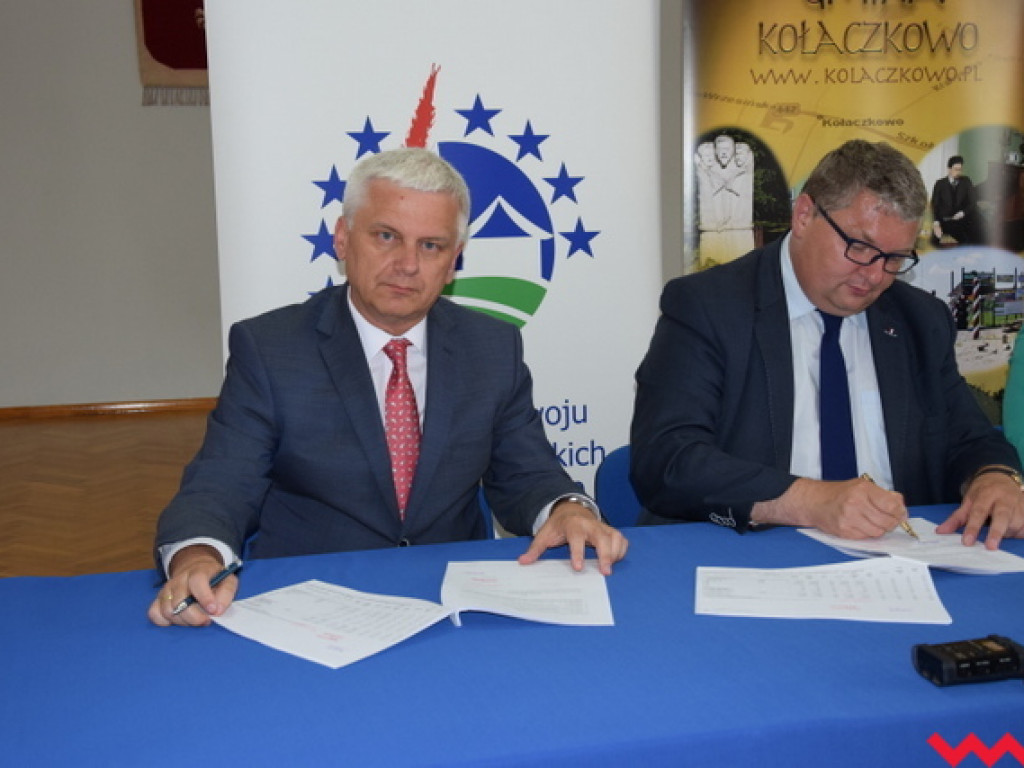 Ponad pięć milionów złotych na budowę kanalizacji sanitarnych i oczyszczalni ścieków. Umowy zostały podpisane w Kołaczkowie