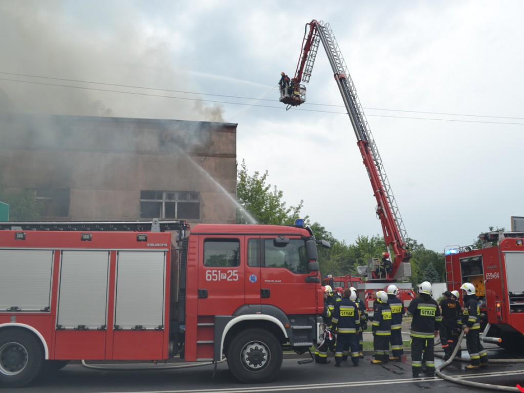 Płonął opuszczony dom na ul. Gnieźnieńskiej we Wrześni. Kolejny raz