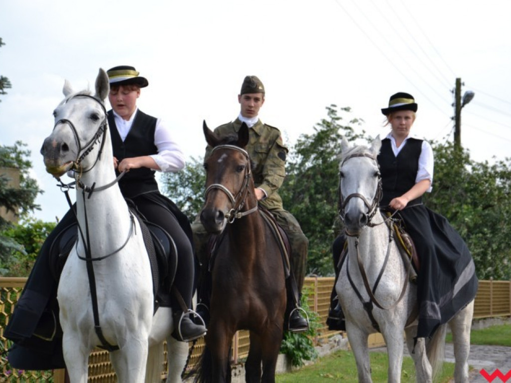 Chlebowo ma 600 lat. Deszcz nie popsuł urodzinowej fety