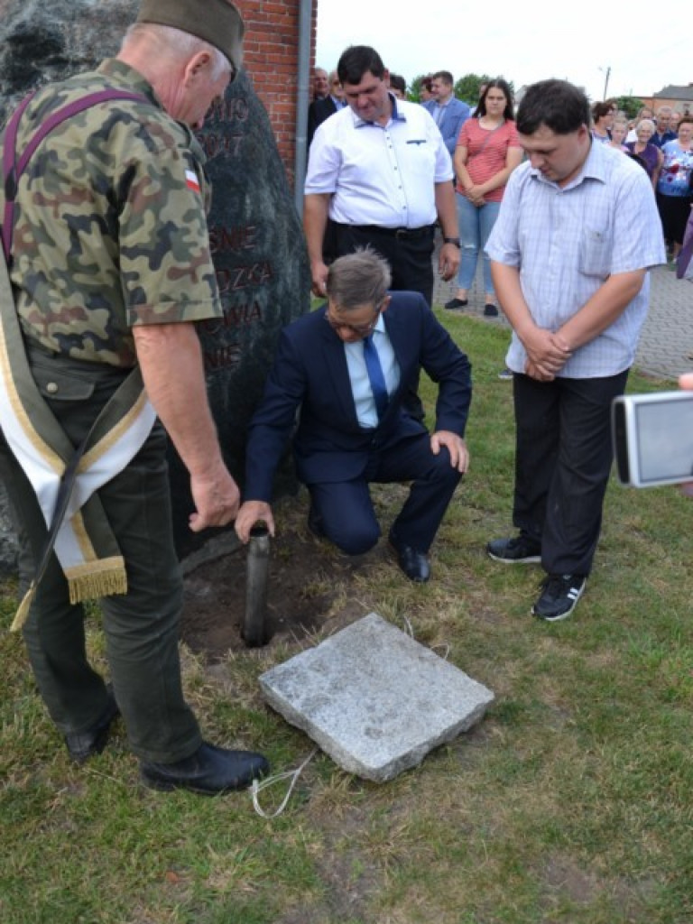 Chlebowo ma 600 lat. Deszcz nie popsuł urodzinowej fety