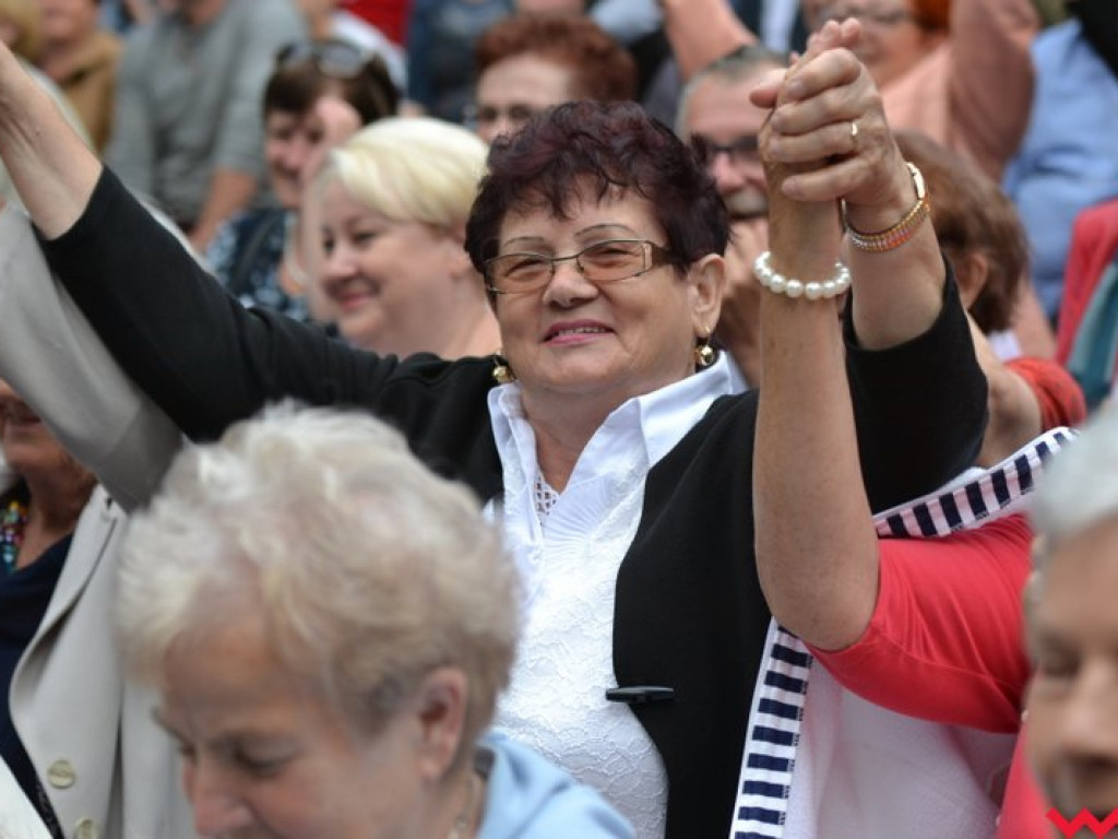 Pełny amfiteatr na finał II Wrzesińskiego Tygodnia Seniorów