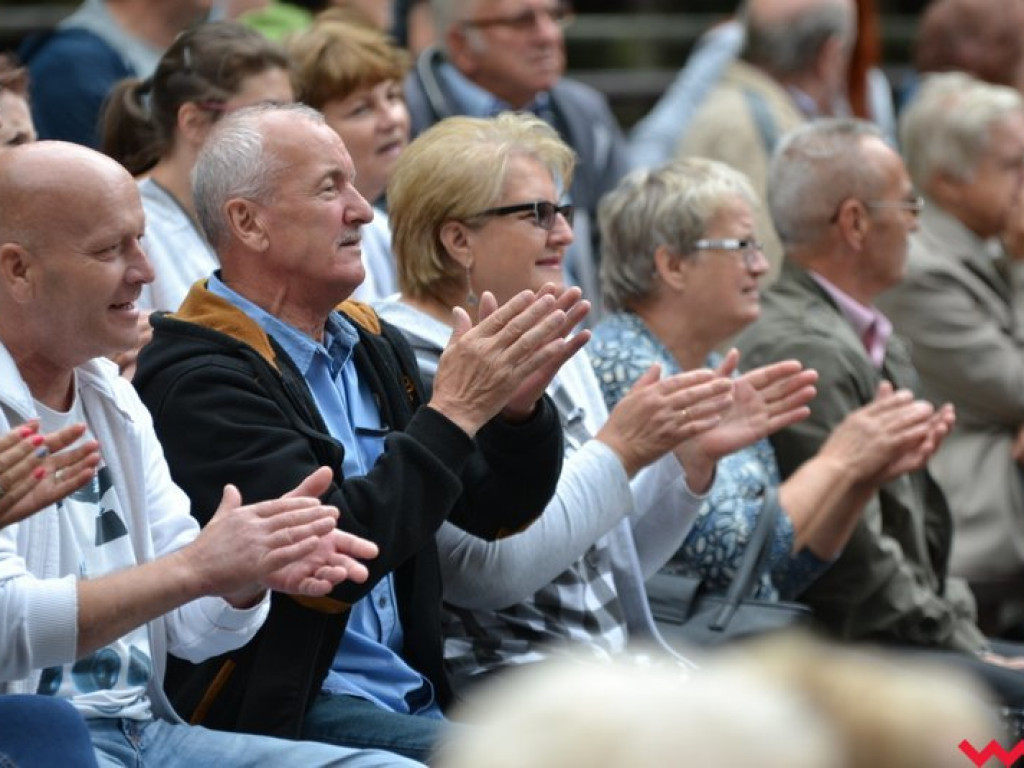 Pełny amfiteatr na finał II Wrzesińskiego Tygodnia Seniorów