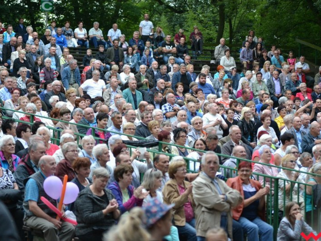 Pełny amfiteatr na finał II Wrzesińskiego Tygodnia Seniorów