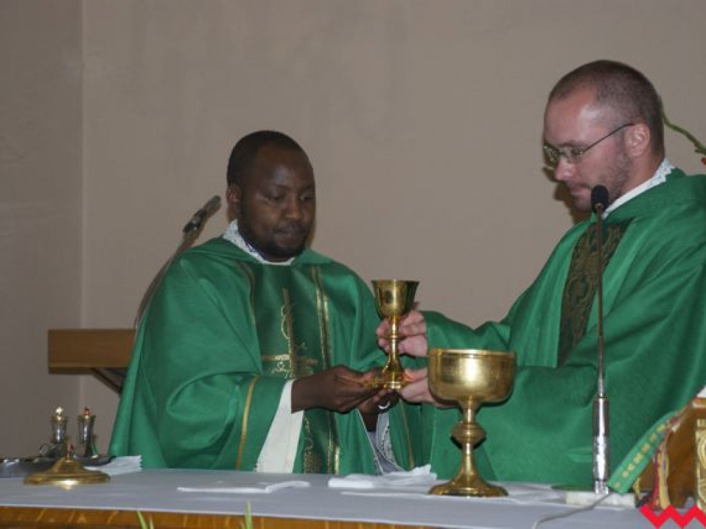 Franciszkańscy bracia z Kenii z misją we Wrześni