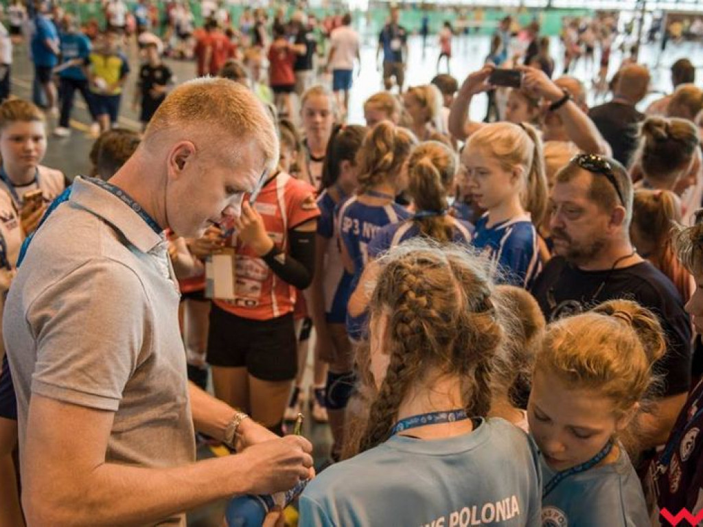 Jedenaste w Polsce, wielki sukces siatkarek UKS Jedynka Września na mistrzostwach w Zabrzu (galeria)