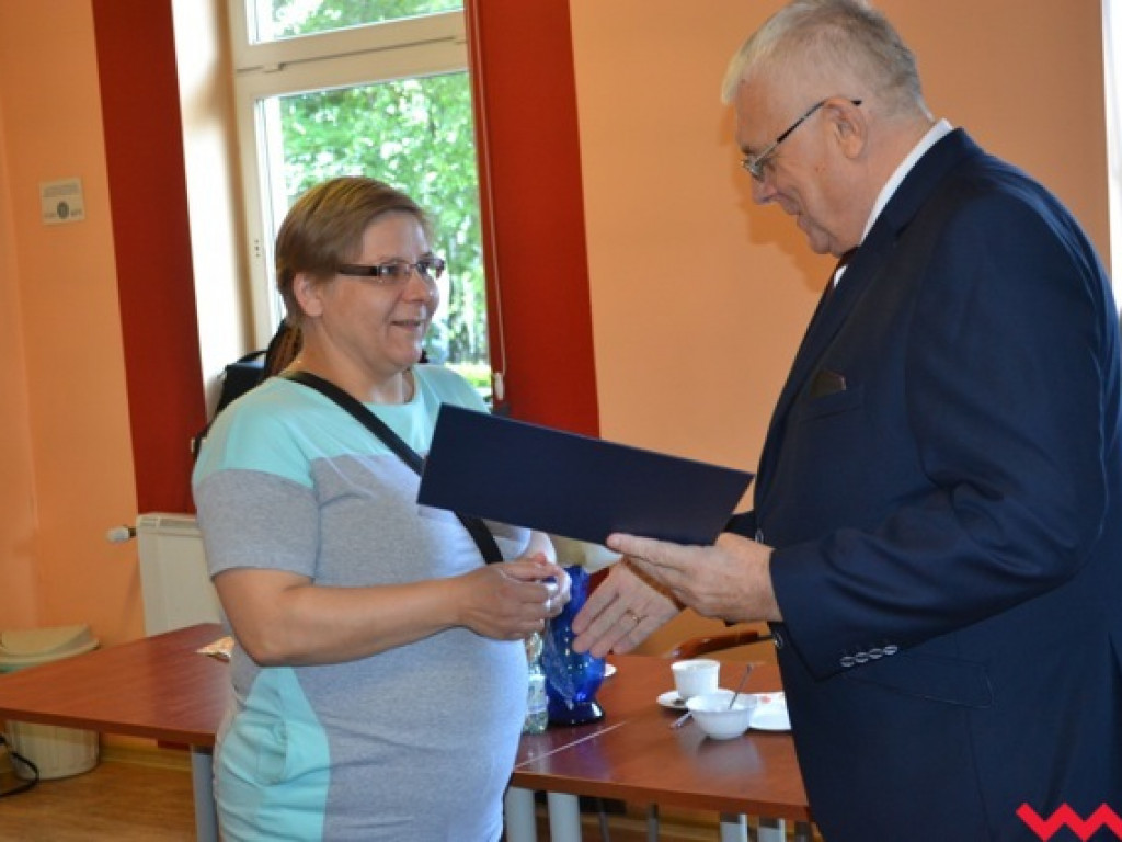Polski Związek Niewidomych wręczył jubileuszowe odznaczenia