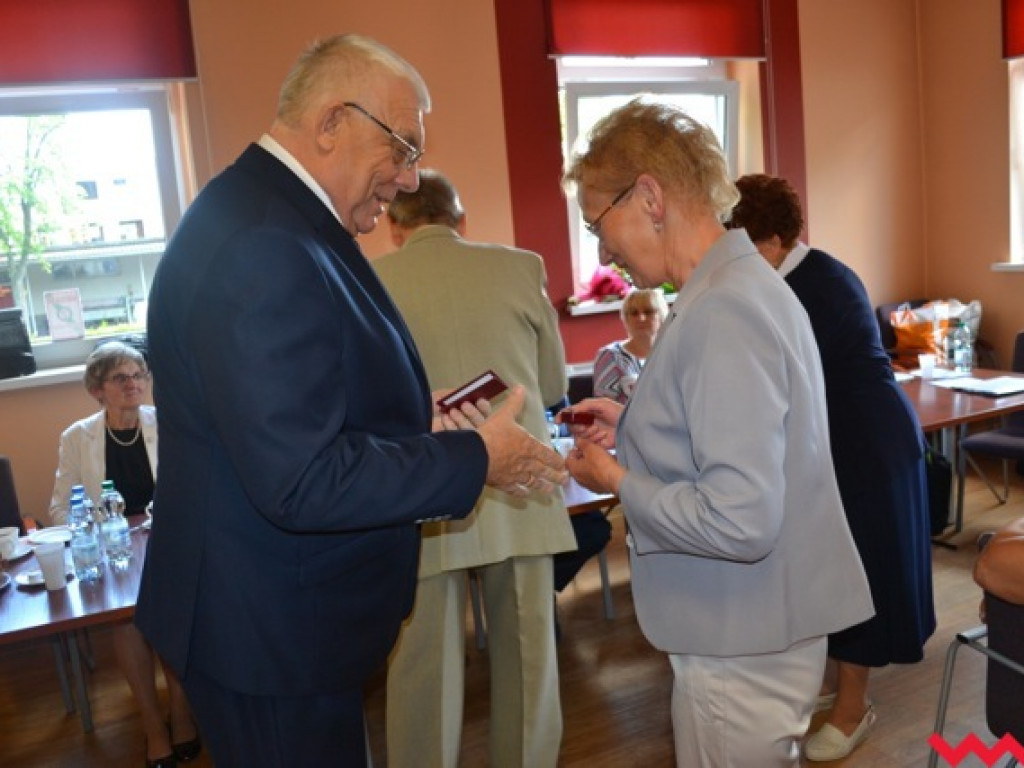 Polski Związek Niewidomych wręczył jubileuszowe odznaczenia