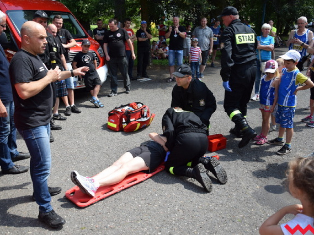 Słoneczko przygrzało na Biegu o Złoty Kłos w Kołaczkowie. Wygrał Paweł Tarasiuk, żołnierz z Poznania