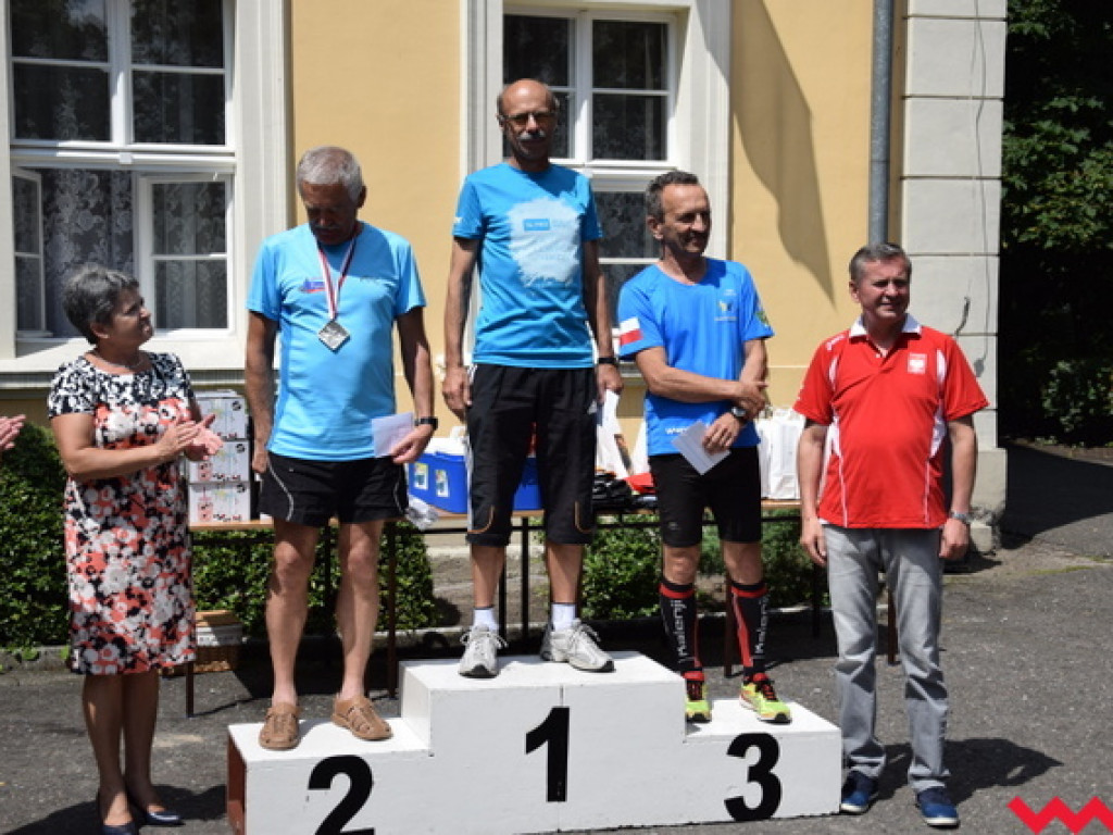 Słoneczko przygrzało na Biegu o Złoty Kłos w Kołaczkowie. Wygrał Paweł Tarasiuk, żołnierz z Poznania