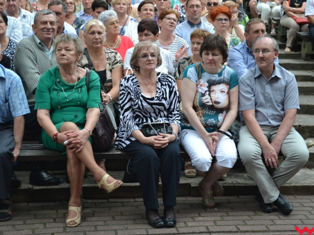 Romantyczne szlagiery Damiana Holeckiego