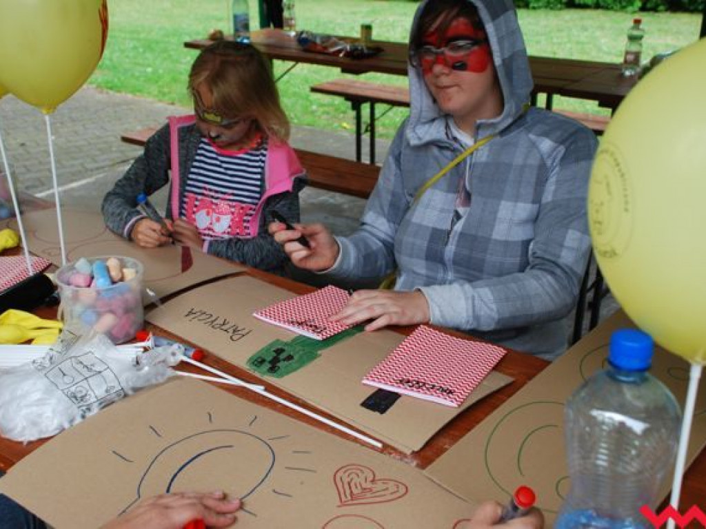 Tu mogli być sobą. We Wrześni odbył się Ogólnopolski Piknik Rodzin Dzieci z Autyzmem