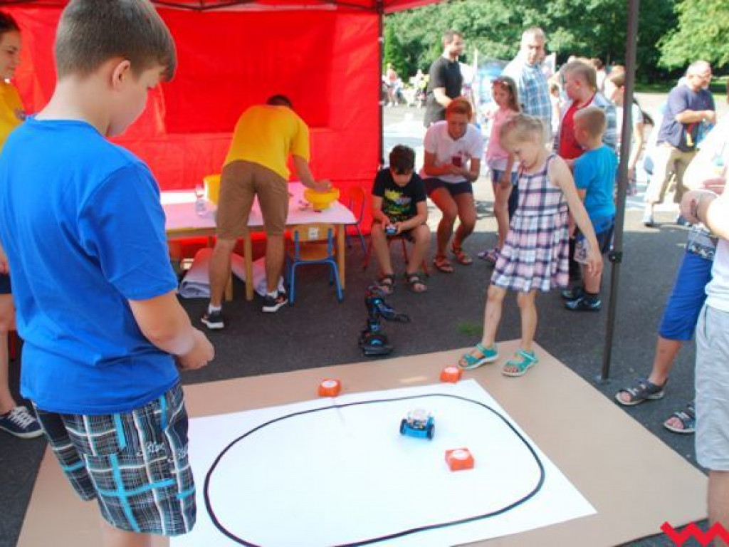 Brudne dziecko, to szczęśliwe dziecko! Niedziela dla milusińskich w parku Hrabiny