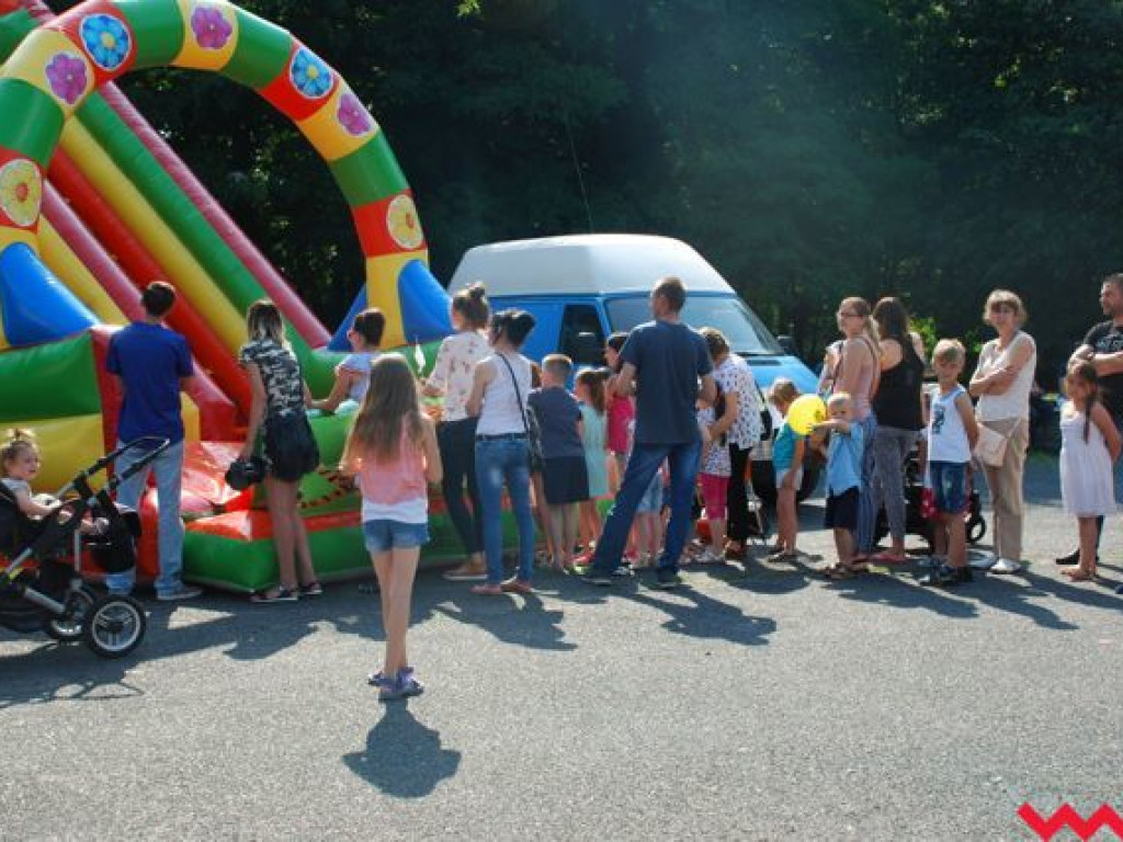 Brudne dziecko, to szczęśliwe dziecko! Niedziela dla milusińskich w parku Hrabiny