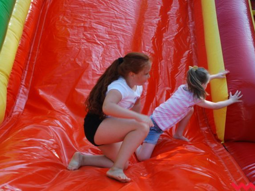 Brudne dziecko, to szczęśliwe dziecko! Niedziela dla milusińskich w parku Hrabiny