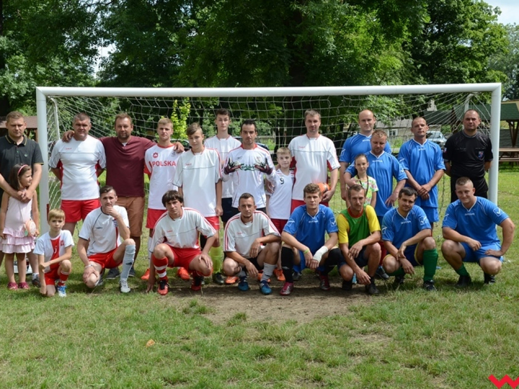 LZS Białężyce na czele wiejskiej ligi piłki nożnej. Za nim LZS Sędziwojewo
