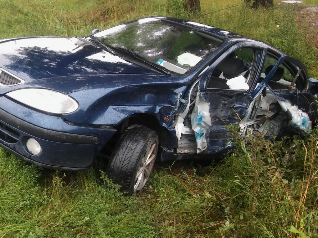 Kobieta pokazała, jak należy zareagować na wypadek drogowy