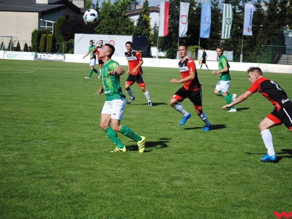 Udana inauguracja sezonu Victorii, wrześnianie pokonują na własnym boisku Rawię Rawicz (galeria)