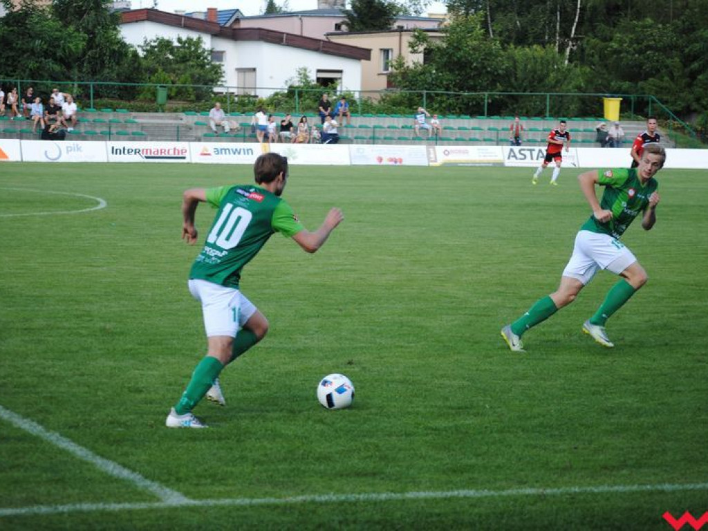 Udana inauguracja sezonu Victorii, wrześnianie pokonują na własnym boisku Rawię Rawicz (galeria)