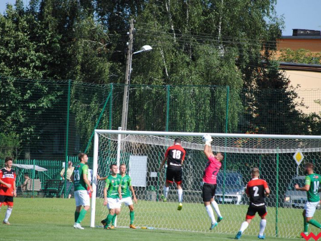 Udana inauguracja sezonu Victorii, wrześnianie pokonują na własnym boisku Rawię Rawicz (galeria)