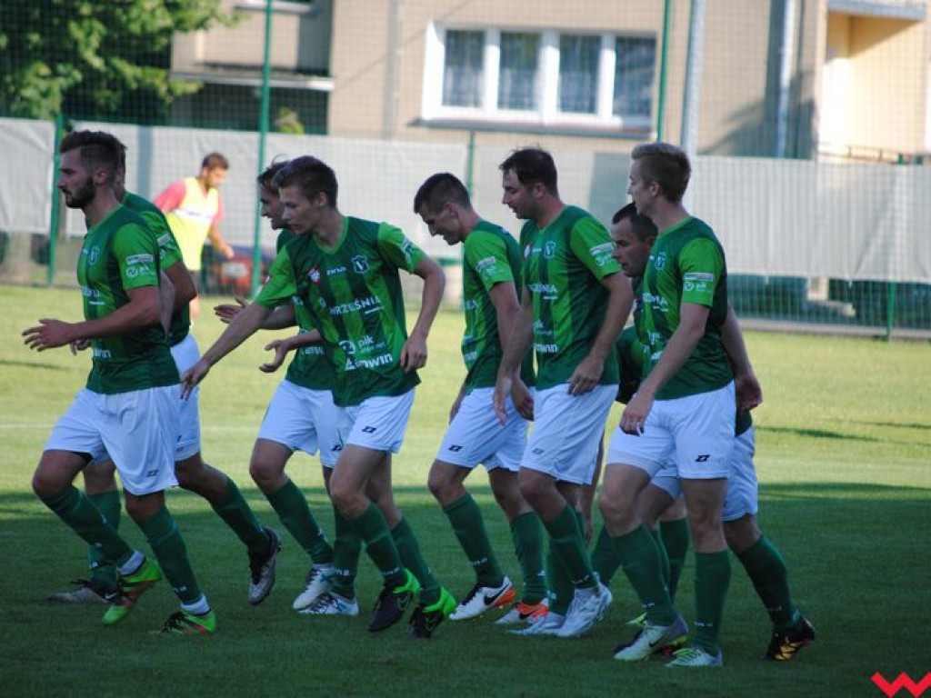 Udana inauguracja sezonu Victorii, wrześnianie pokonują na własnym boisku Rawię Rawicz (galeria)