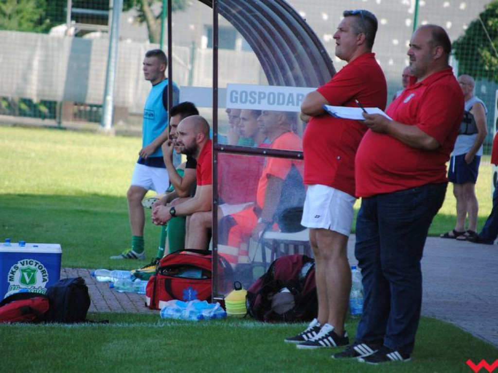 Udana inauguracja sezonu Victorii, wrześnianie pokonują na własnym boisku Rawię Rawicz (galeria)