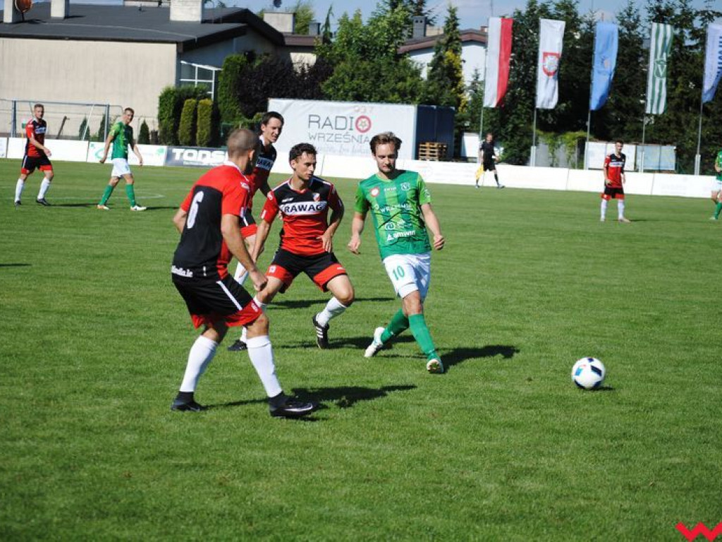 Udana inauguracja sezonu Victorii, wrześnianie pokonują na własnym boisku Rawię Rawicz (galeria)