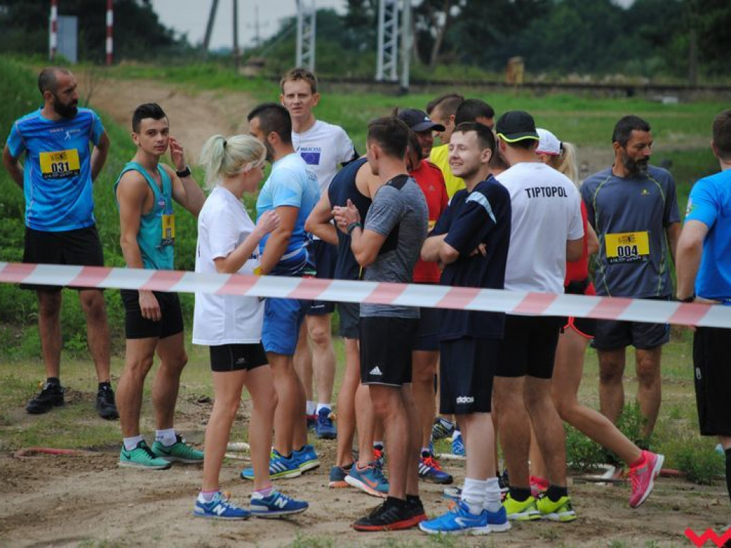 Drugi ekstremalny bieg po torze motocrossowym w Opatówku rozstrzygnięty, zwycięzcą okazał się reprezentant Witkowa (galeria)