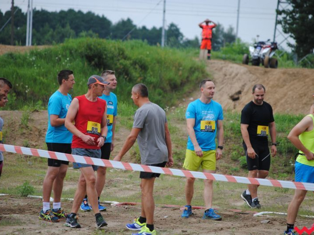 Drugi ekstremalny bieg po torze motocrossowym w Opatówku rozstrzygnięty, zwycięzcą okazał się reprezentant Witkowa (galeria)