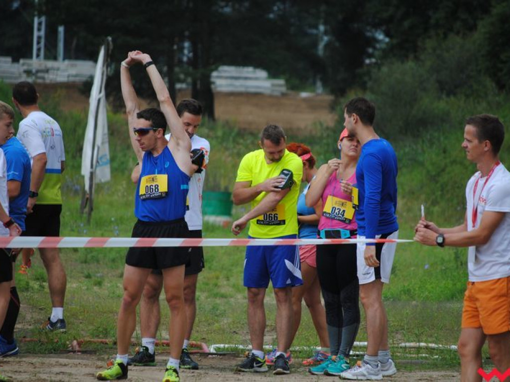 Drugi ekstremalny bieg po torze motocrossowym w Opatówku rozstrzygnięty, zwycięzcą okazał się reprezentant Witkowa (galeria)