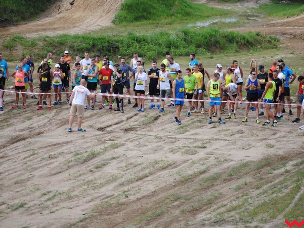 Drugi ekstremalny bieg po torze motocrossowym w Opatówku rozstrzygnięty, zwycięzcą okazał się reprezentant Witkowa (galeria)