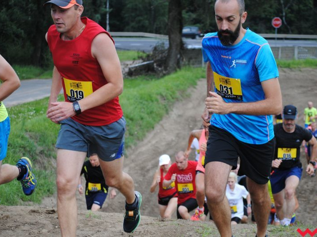 Drugi ekstremalny bieg po torze motocrossowym w Opatówku rozstrzygnięty, zwycięzcą okazał się reprezentant Witkowa (galeria)