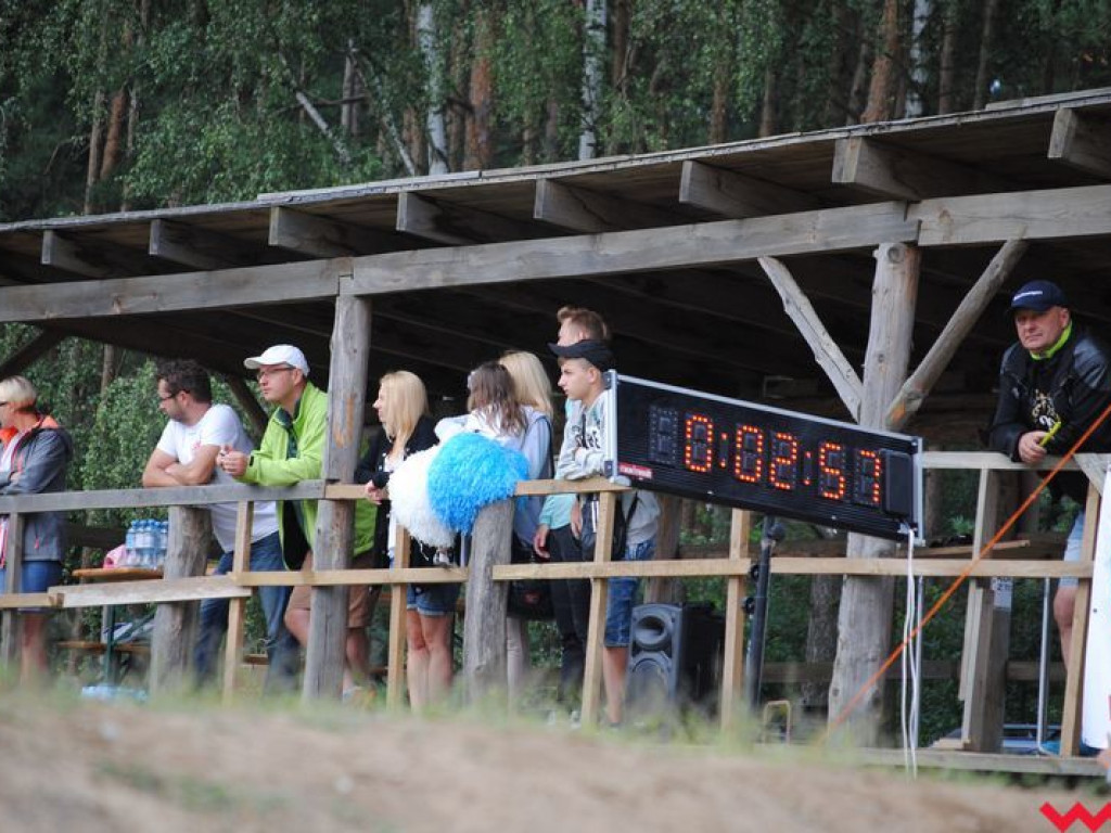 Drugi ekstremalny bieg po torze motocrossowym w Opatówku rozstrzygnięty, zwycięzcą okazał się reprezentant Witkowa (galeria)