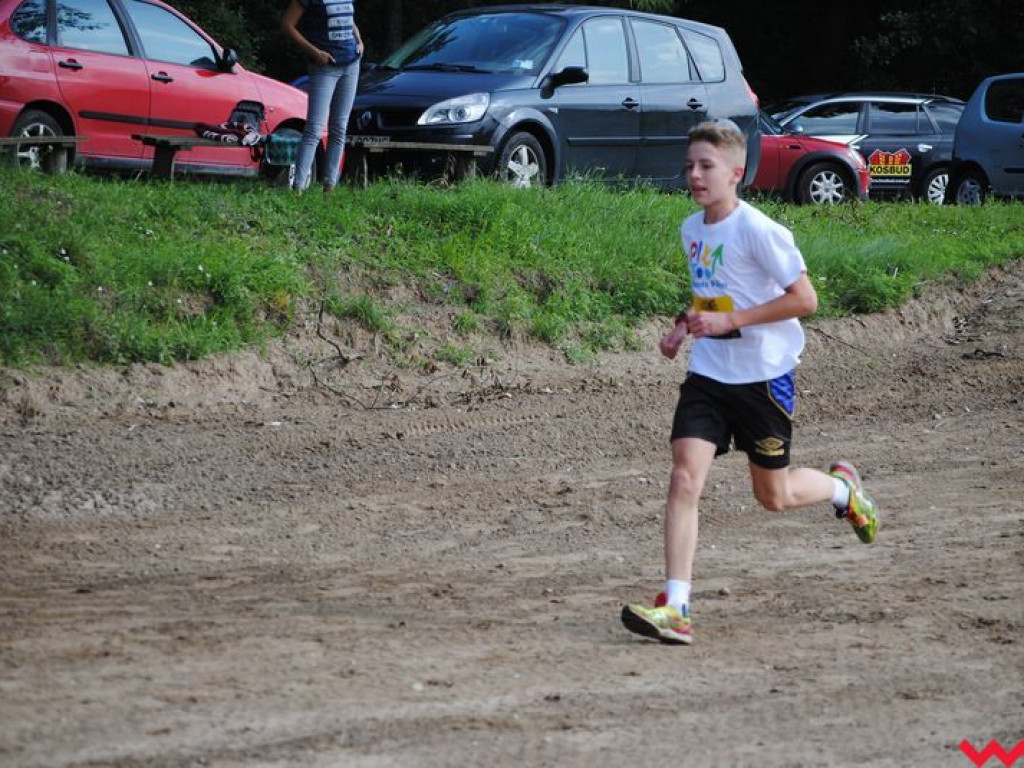 Drugi ekstremalny bieg po torze motocrossowym w Opatówku rozstrzygnięty, zwycięzcą okazał się reprezentant Witkowa (galeria)