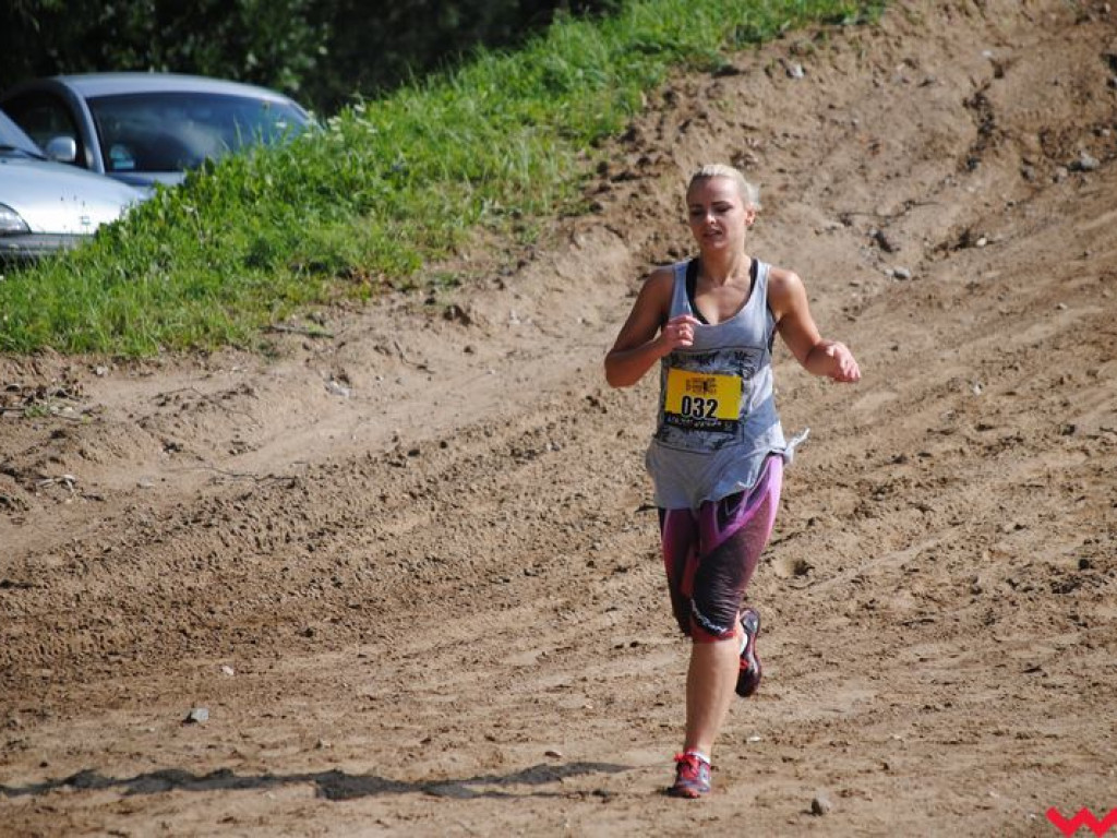 Drugi ekstremalny bieg po torze motocrossowym w Opatówku rozstrzygnięty, zwycięzcą okazał się reprezentant Witkowa (galeria)