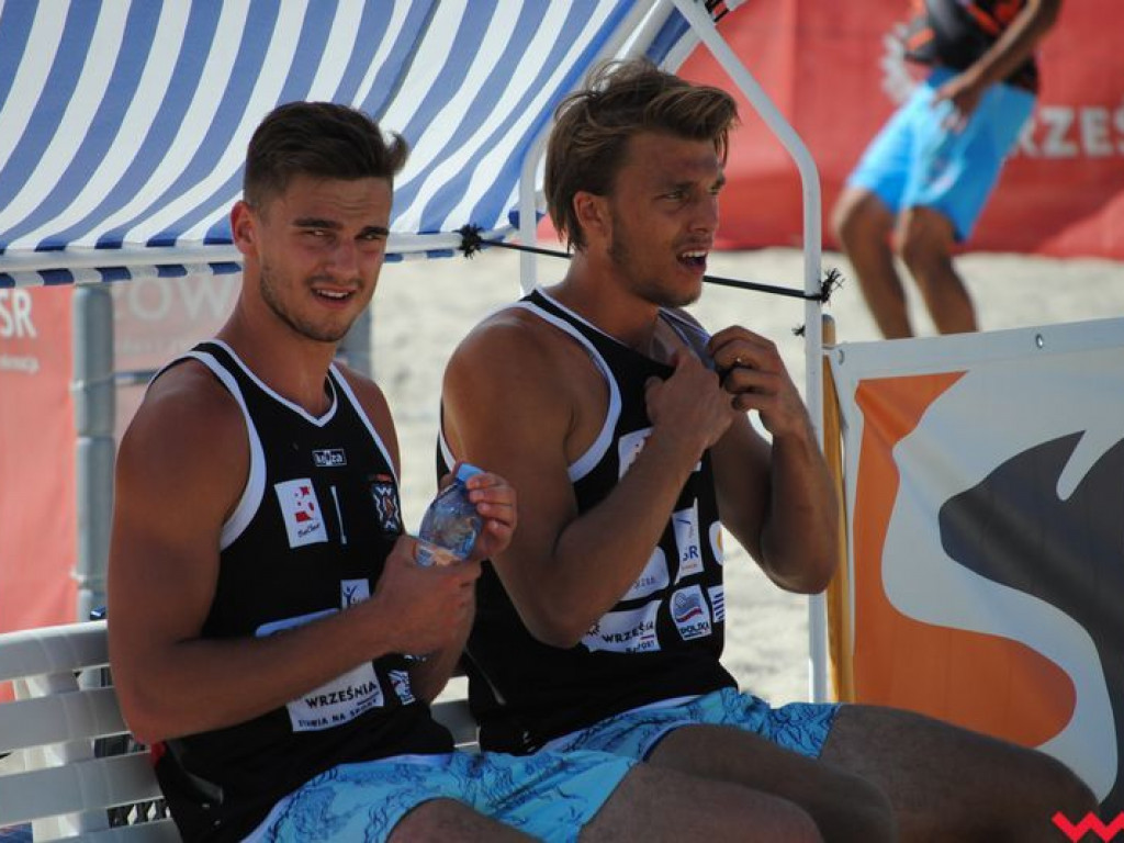 Września areną walki o ostatnie punkty w eliminacjach do mistrzostw Polski w siatkówce plażowej mężczyzn (galeria)