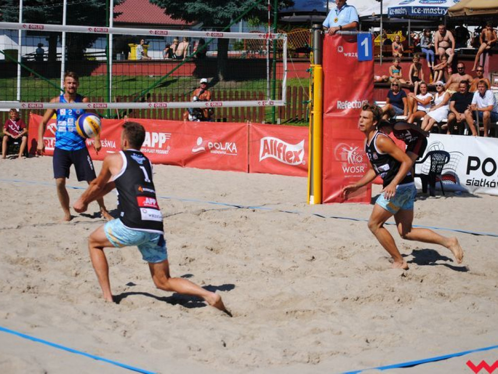Września areną walki o ostatnie punkty w eliminacjach do mistrzostw Polski w siatkówce plażowej mężczyzn (galeria)