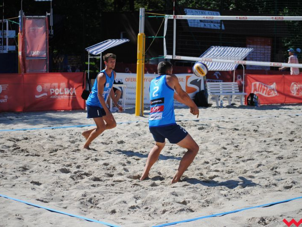 Września areną walki o ostatnie punkty w eliminacjach do mistrzostw Polski w siatkówce plażowej mężczyzn (galeria)