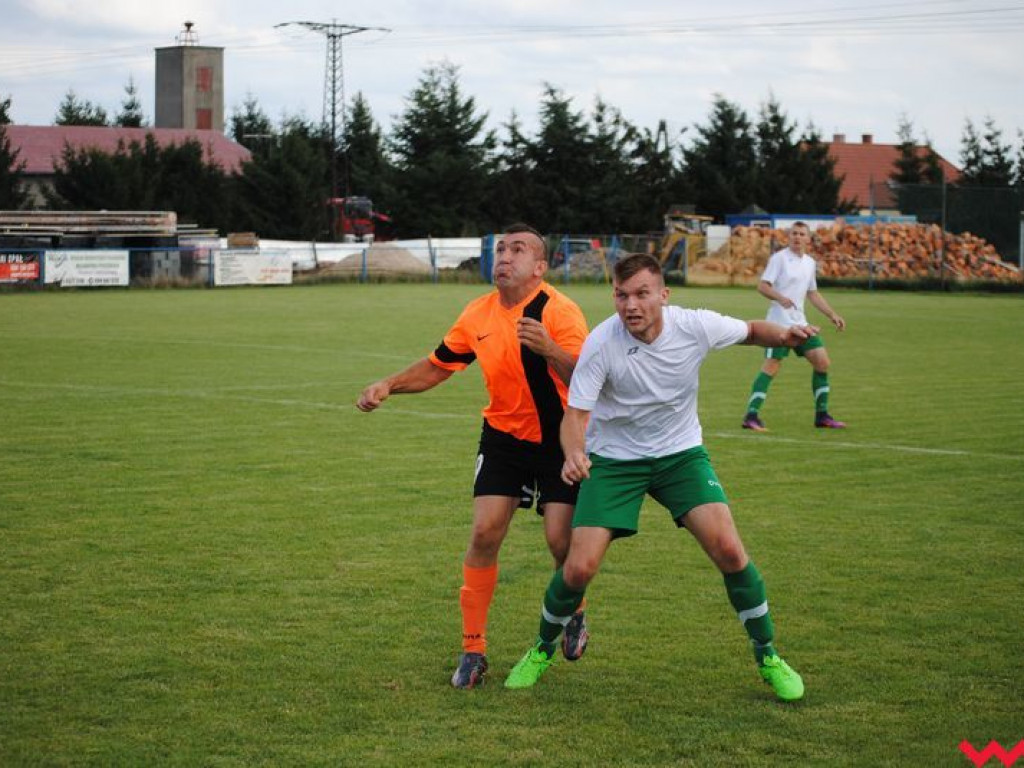 Derby dla Płomienia, po raz drugi z rzędu neklanie wysoko w Orzechowie pokonują Spartę-Sklejkę (galeria)