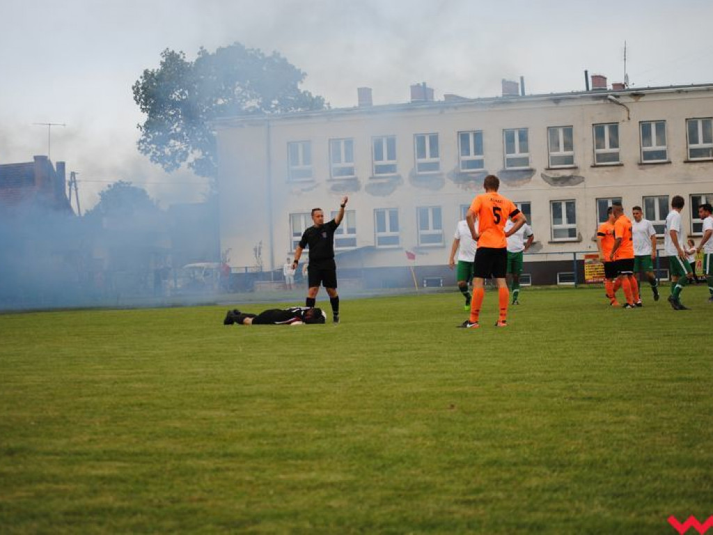 Derby dla Płomienia, po raz drugi z rzędu neklanie wysoko w Orzechowie pokonują Spartę-Sklejkę (galeria)