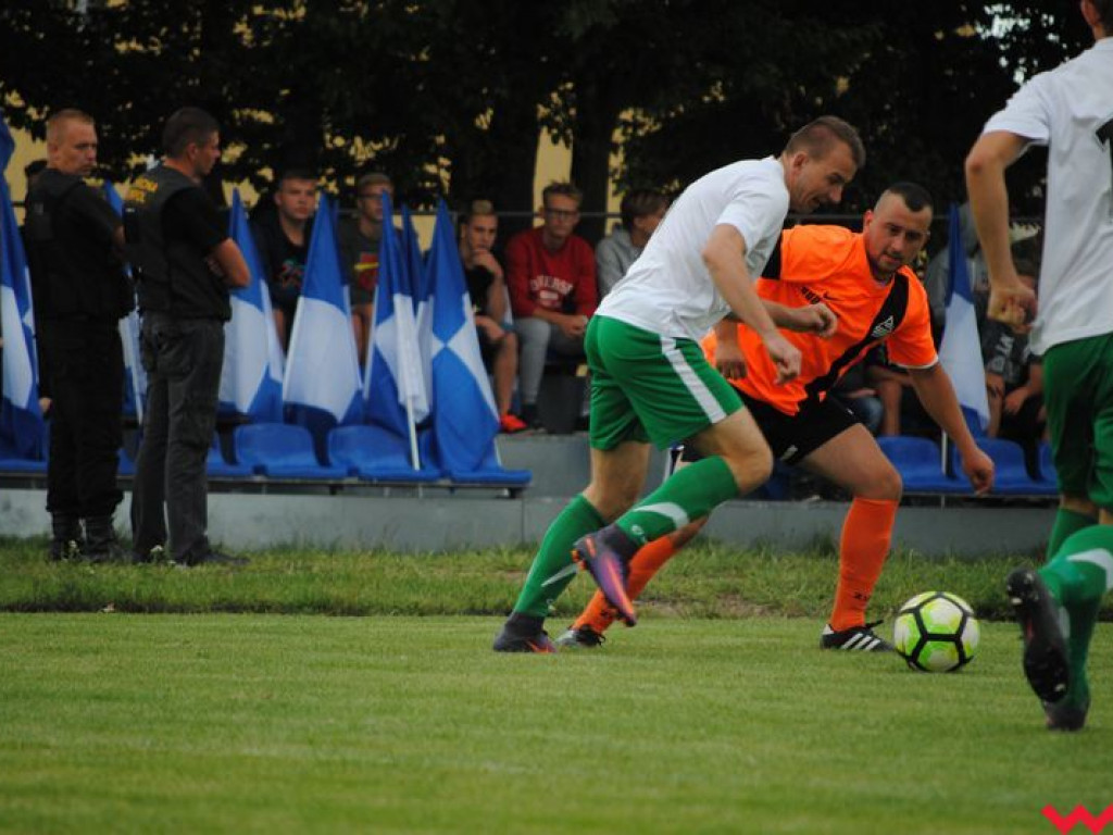 Derby dla Płomienia, po raz drugi z rzędu neklanie wysoko w Orzechowie pokonują Spartę-Sklejkę (galeria)