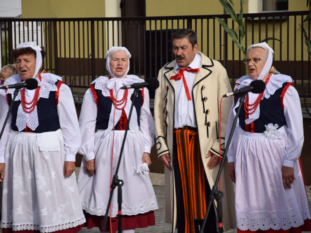 Święto plonów w Bieganowie. Muzyka i taniec ludowy z różnych rejonów Wielkopolski