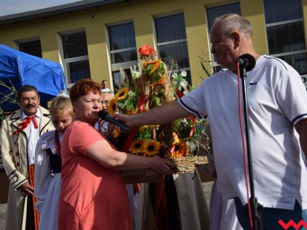 Święto plonów w Bieganowie. Muzyka i taniec ludowy z różnych rejonów Wielkopolski