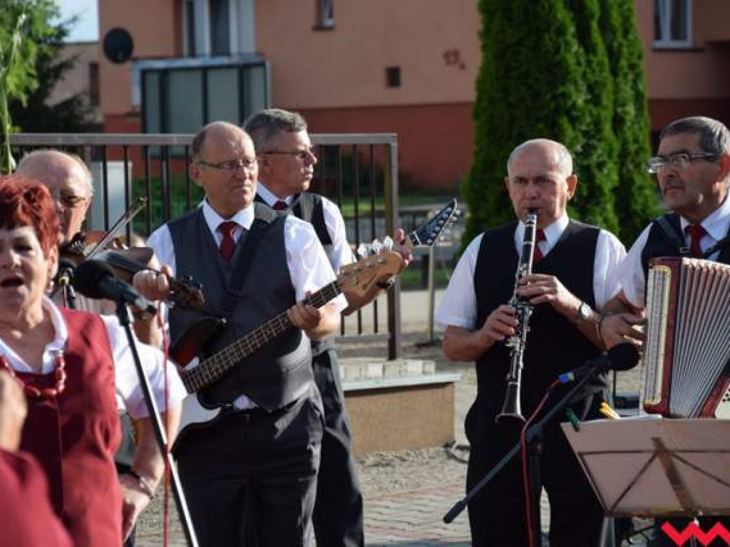 Święto plonów w Bieganowie. Muzyka i taniec ludowy z różnych rejonów Wielkopolski
