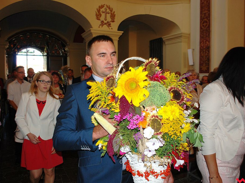 Podziękowanie za zebrane plony. Dożynki parafialne w Pyzdrach