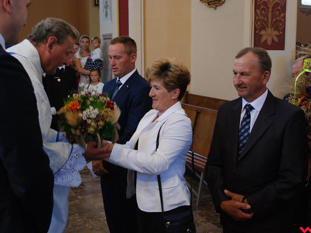 Podziękowanie za zebrane plony. Dożynki parafialne w Pyzdrach